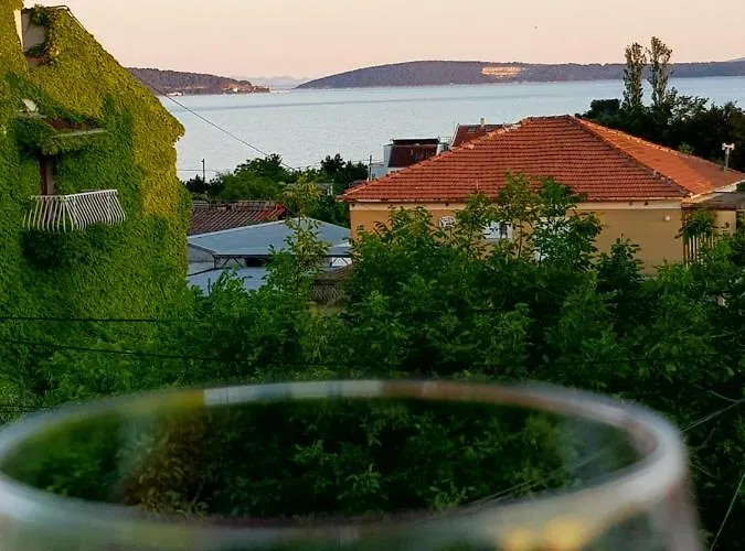 Perla Castellana * Kastela